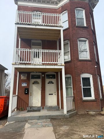 429 Summit Street 3rd floor, Hartford, CT 06106