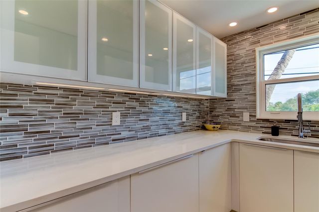 3575 GULF BOULEVARD 204, St Pete Beach, FL 33706