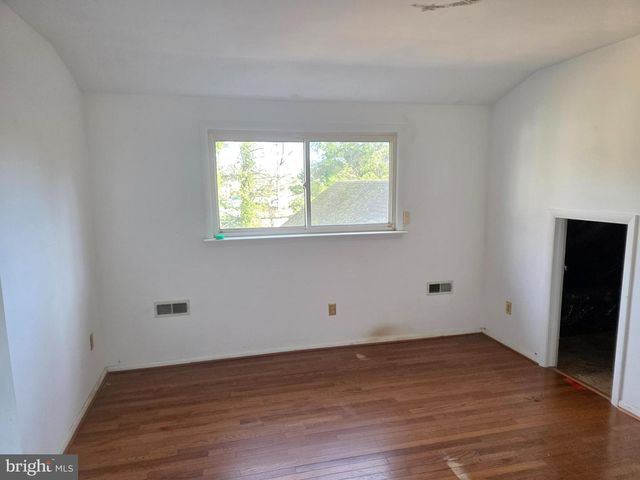 311 HIGHLAND AVE, Moorestown, NJ 08057