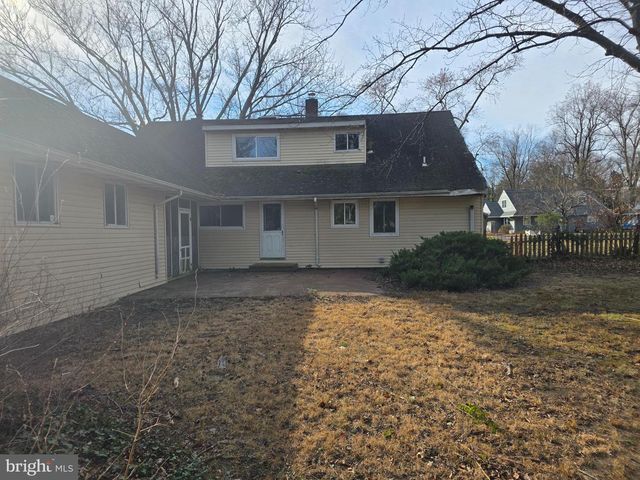 311 HIGHLAND AVE, Moorestown, NJ 08057