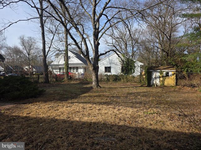 311 HIGHLAND AVE, Moorestown, NJ 08057