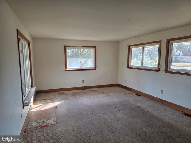 311 HIGHLAND AVE, Moorestown, NJ 08057