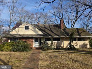 311 HIGHLAND AVE, Moorestown, NJ 08057