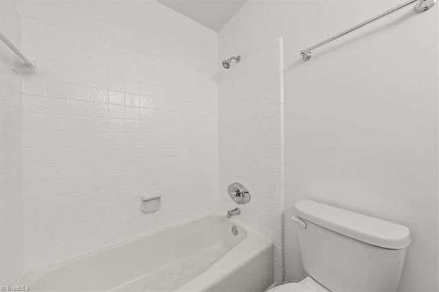 4686 Calhoun Drive, Liberty, NC 27298