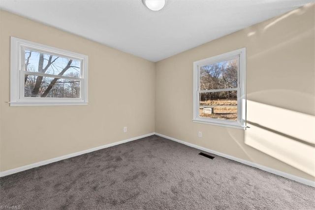 4686 Calhoun Drive, Liberty, NC 27298