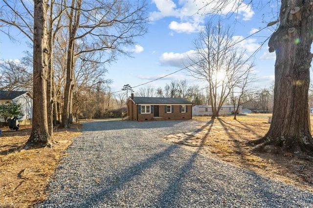 4686 Calhoun Drive, Liberty, NC 27298