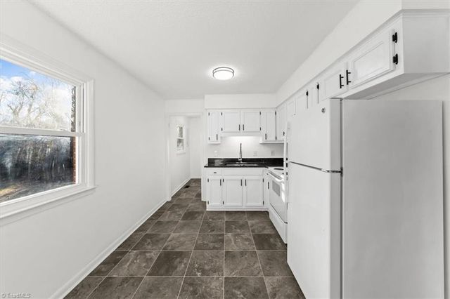 4686 Calhoun Drive, Liberty, NC 27298