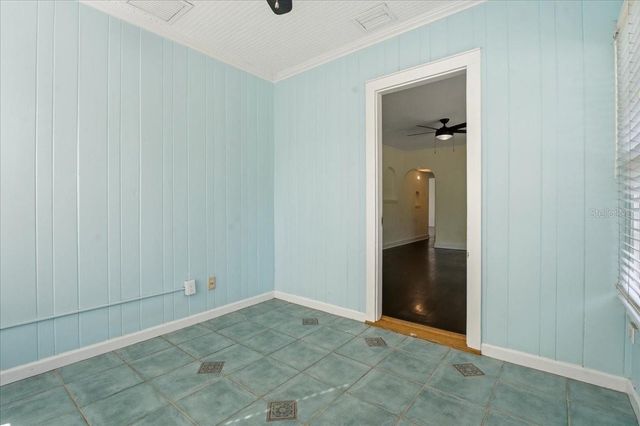 1200 22ND AVENUE N, St Petersburg, FL 33704