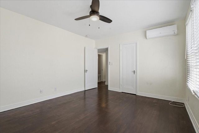 1200 22ND AVENUE N, St Petersburg, FL 33704