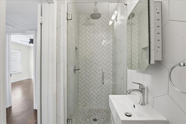 1200 22ND AVENUE N, St Petersburg, FL 33704