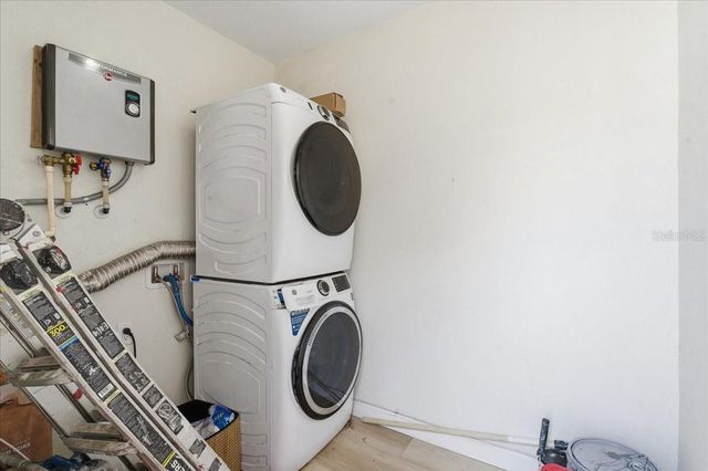 1200 22ND AVENUE N, St Petersburg, FL 33704