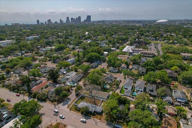 1200 22ND AVENUE N, St Petersburg, FL 33704