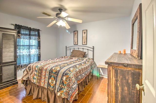 499 Flowing Wells, Pottsboro, TX 75076