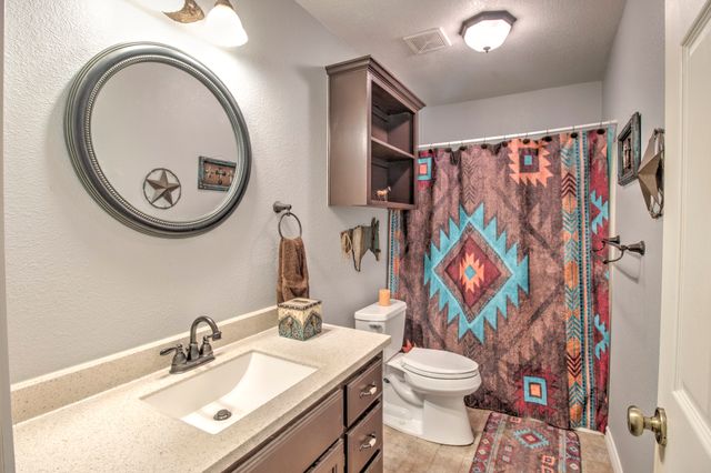 499 Flowing Wells, Pottsboro, TX 75076