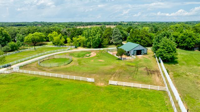 499 Flowing Wells, Pottsboro, TX 75076