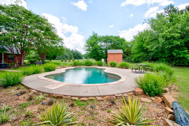 499 Flowing Wells, Pottsboro, TX 75076