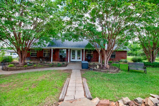 499 Flowing Wells, Pottsboro, TX 75076