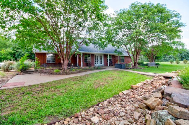 499 Flowing Wells, Pottsboro, TX 75076