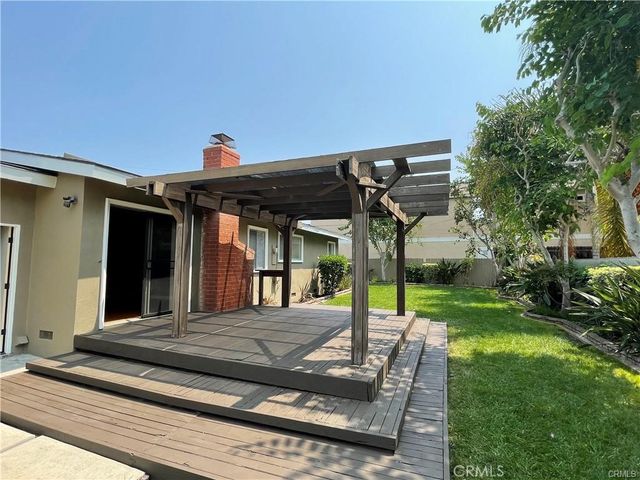 2208 Florida Street, Huntington Beach, CA 92648