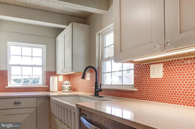42046 LAMZ PL, Leesburg, VA 20176