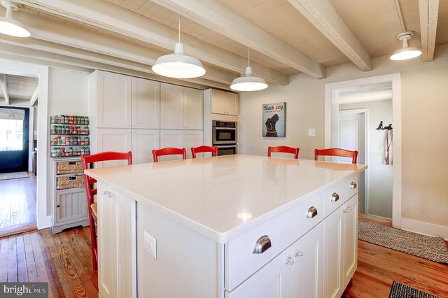 42046 LAMZ PL, Leesburg, VA 20176