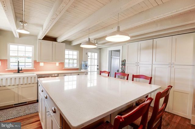 42046 LAMZ PL, Leesburg, VA 20176