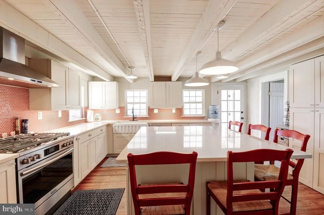 42046 LAMZ PL, Leesburg, VA 20176