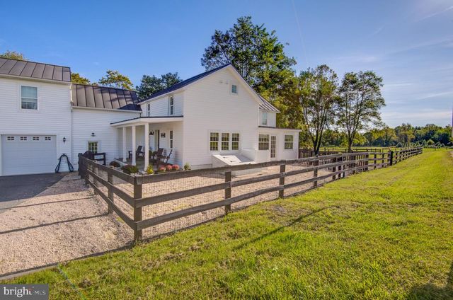 42046 LAMZ PL, Leesburg, VA 20176