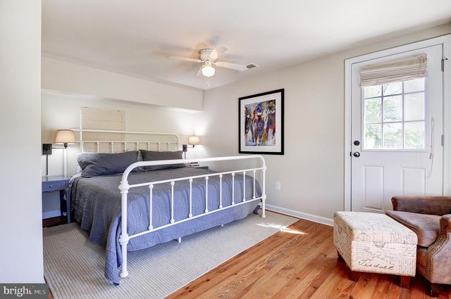 42046 LAMZ PL, Leesburg, VA 20176