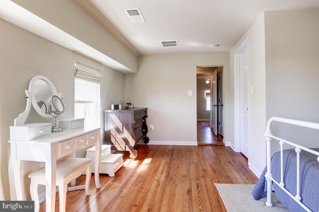 42046 LAMZ PL, Leesburg, VA 20176