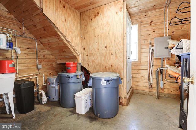 42046 LAMZ PL, Leesburg, VA 20176