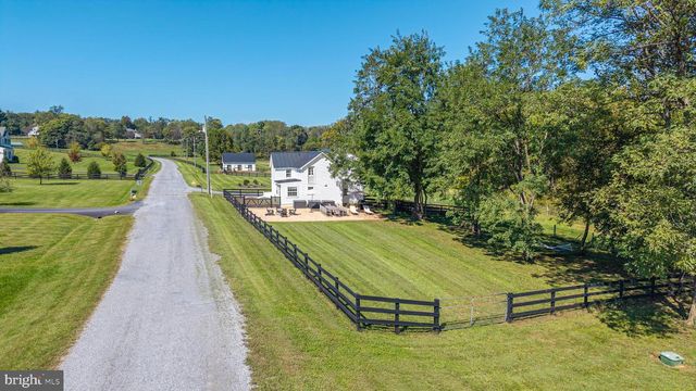 42046 LAMZ PL, Leesburg, VA 20176