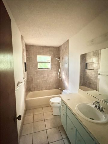 3625 NE 18TH COURT, Ocala, FL 34479