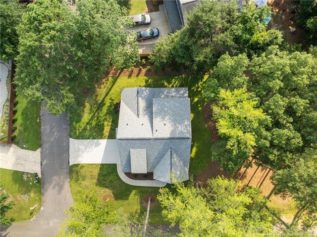816 Red Hawk Place, Vass, NC 28394