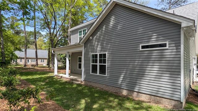 816 Red Hawk Place, Vass, NC 28394