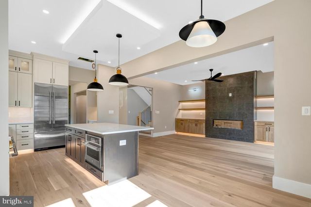 602 S WAKEFIELD ST, Arlington, VA 22204
