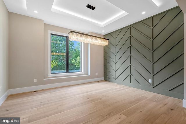 602 S WAKEFIELD ST, Arlington, VA 22204