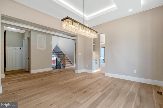 602 S WAKEFIELD ST, Arlington, VA 22204