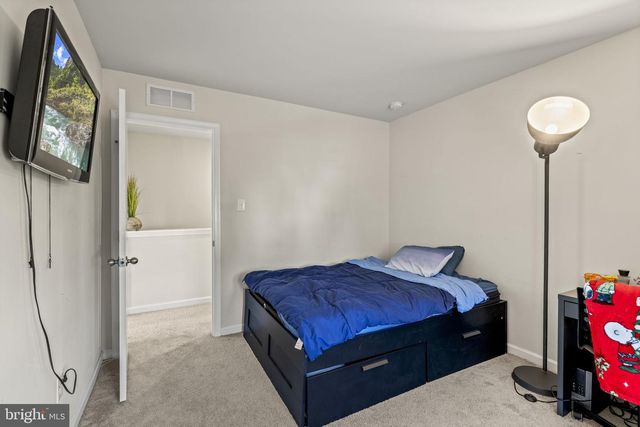 114 CISELEY DR, Sicklerville, NJ 08081