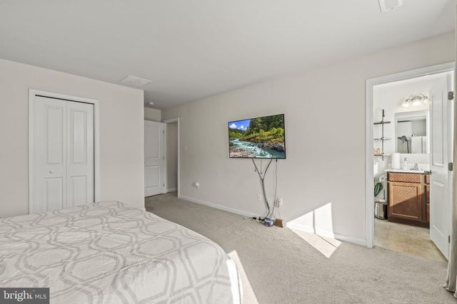 114 CISELEY DR, Sicklerville, NJ 08081