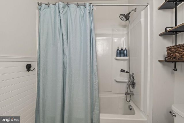 114 CISELEY DR, Sicklerville, NJ 08081