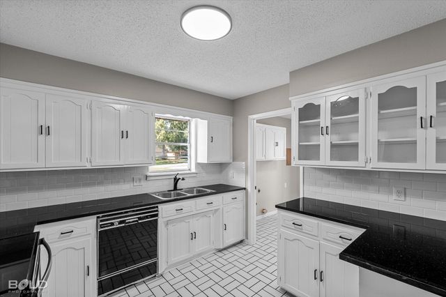 3212 Deerfield Drive, Haughton, LA 71037