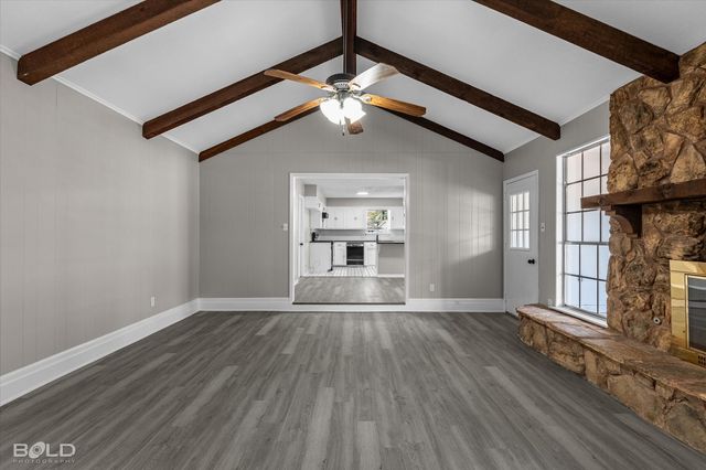 3212 Deerfield Drive, Haughton, LA 71037