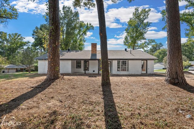 3212 Deerfield Drive, Haughton, LA 71037