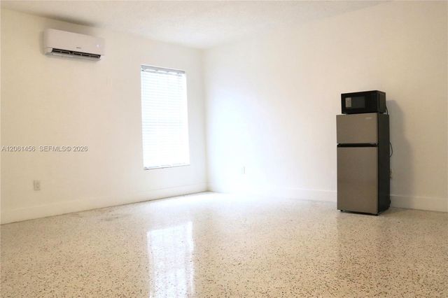 3146 NW 29th St 2, Miami, FL 33142