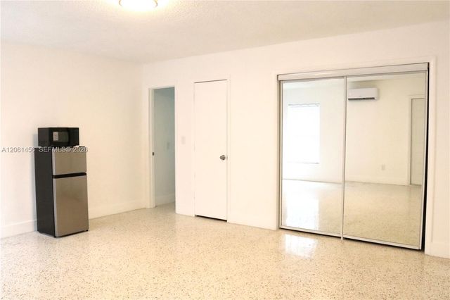 3146 NW 29th St 2, Miami, FL 33142