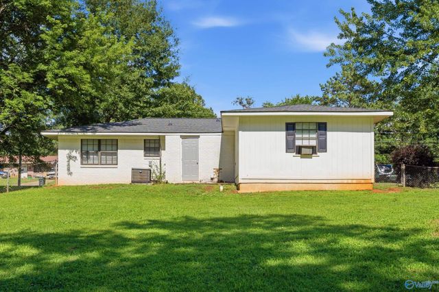 102 Greenwood Circle, Harvest, AL 35749