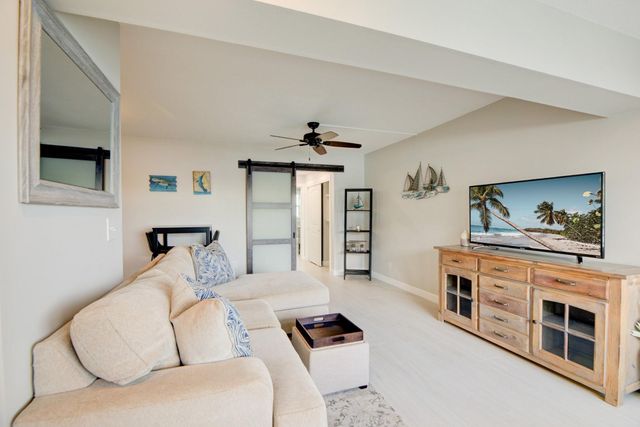 9 N Birch Rd 303, Fort Lauderdale, FL 33304