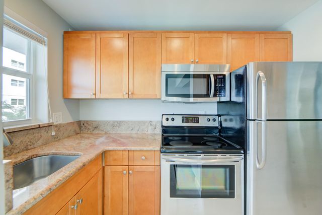 9 N Birch Rd 303, Fort Lauderdale, FL 33304