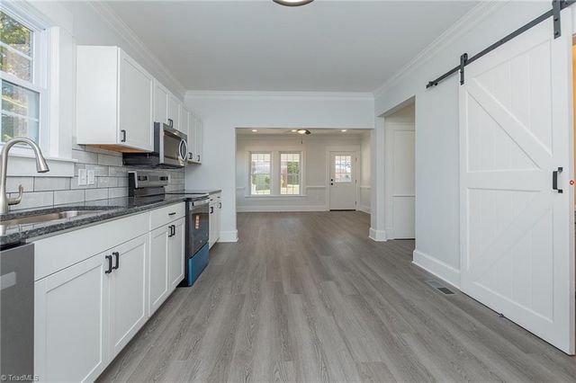 6 Forsyth Street, Thomasville, NC 27360